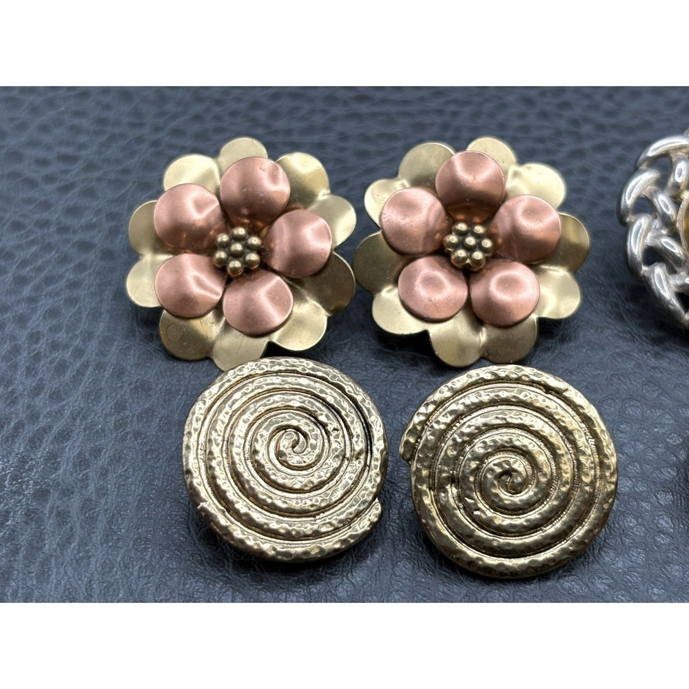 VINTAGE 80s 90s Gold Tone Chunky EARRINGS Flower Hoops 1 Monet CLIP LOT - Picture 2 of 7